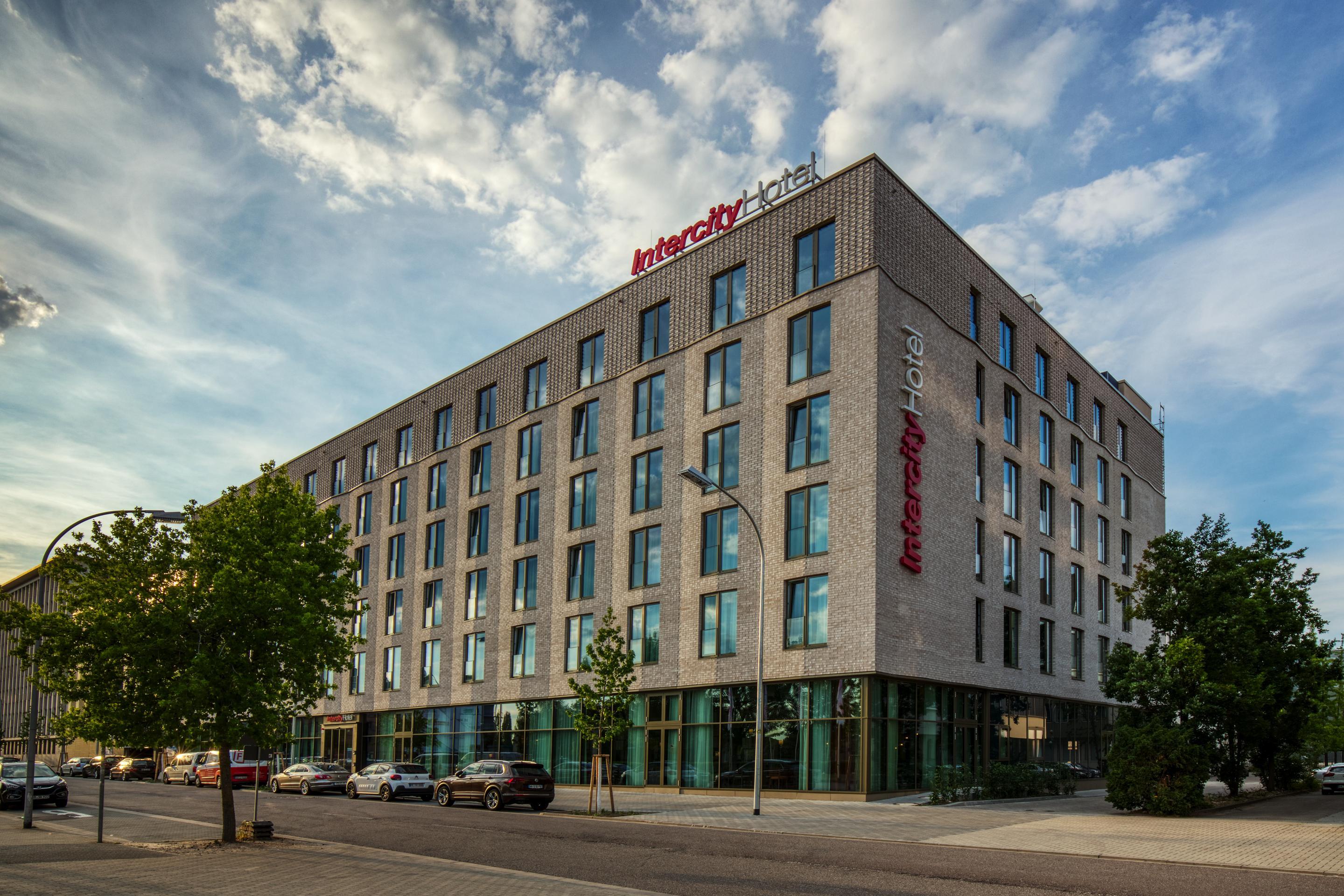 Intercityhotel Saarbruecken Saarbrücken Exterior foto