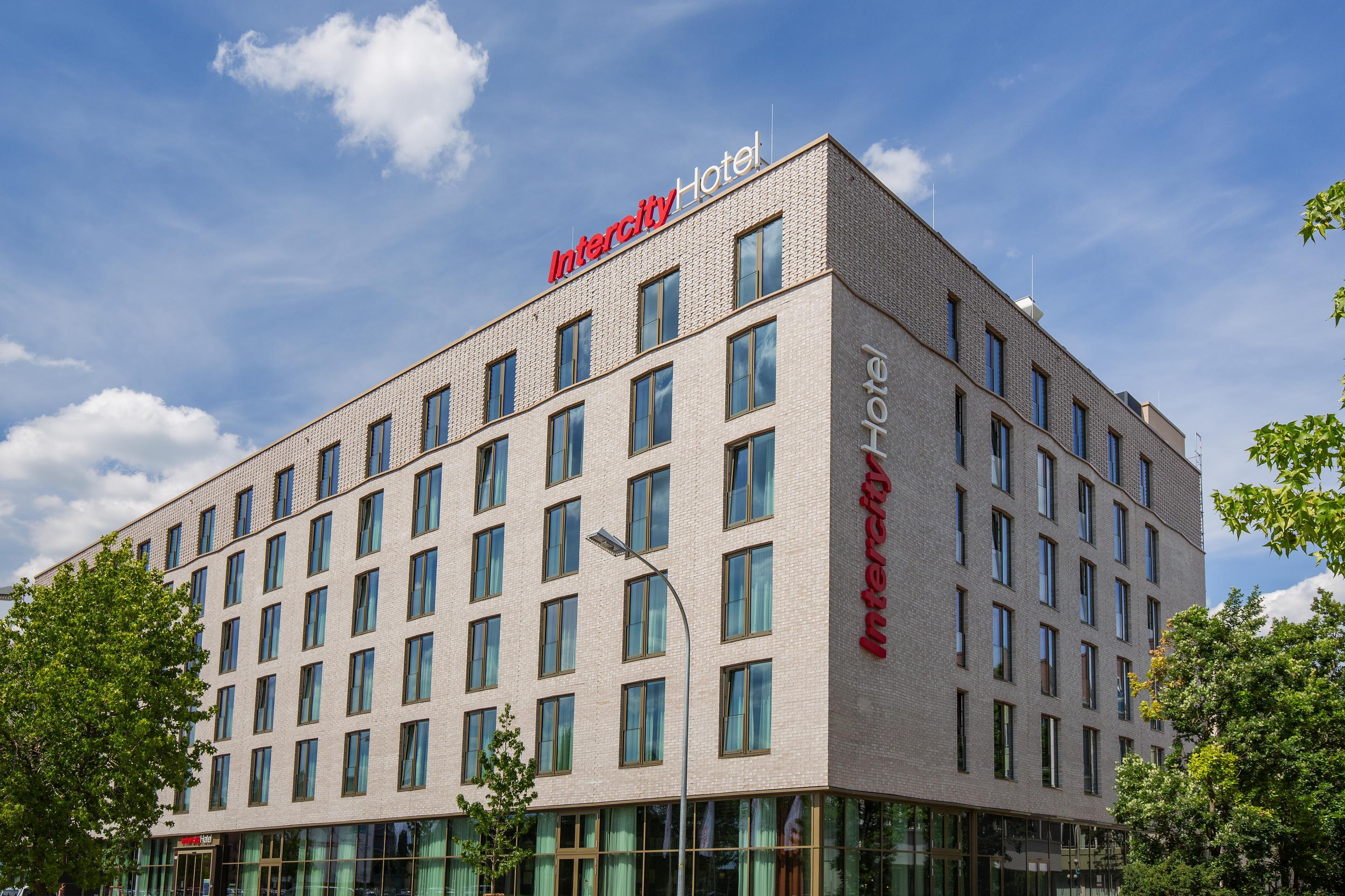 Intercityhotel Saarbruecken Saarbrücken Exterior foto